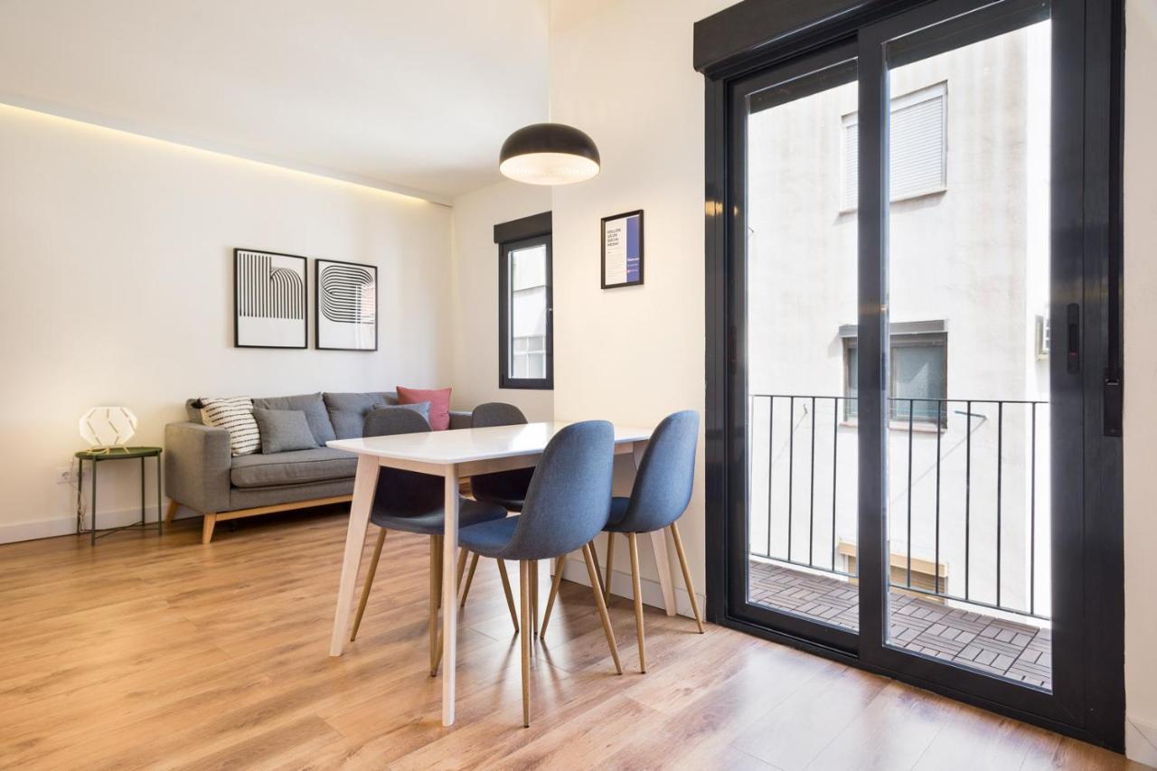 Urban Chill Apartments By Olala Homes L'Hospitalet de Llobregat Luaran gambar